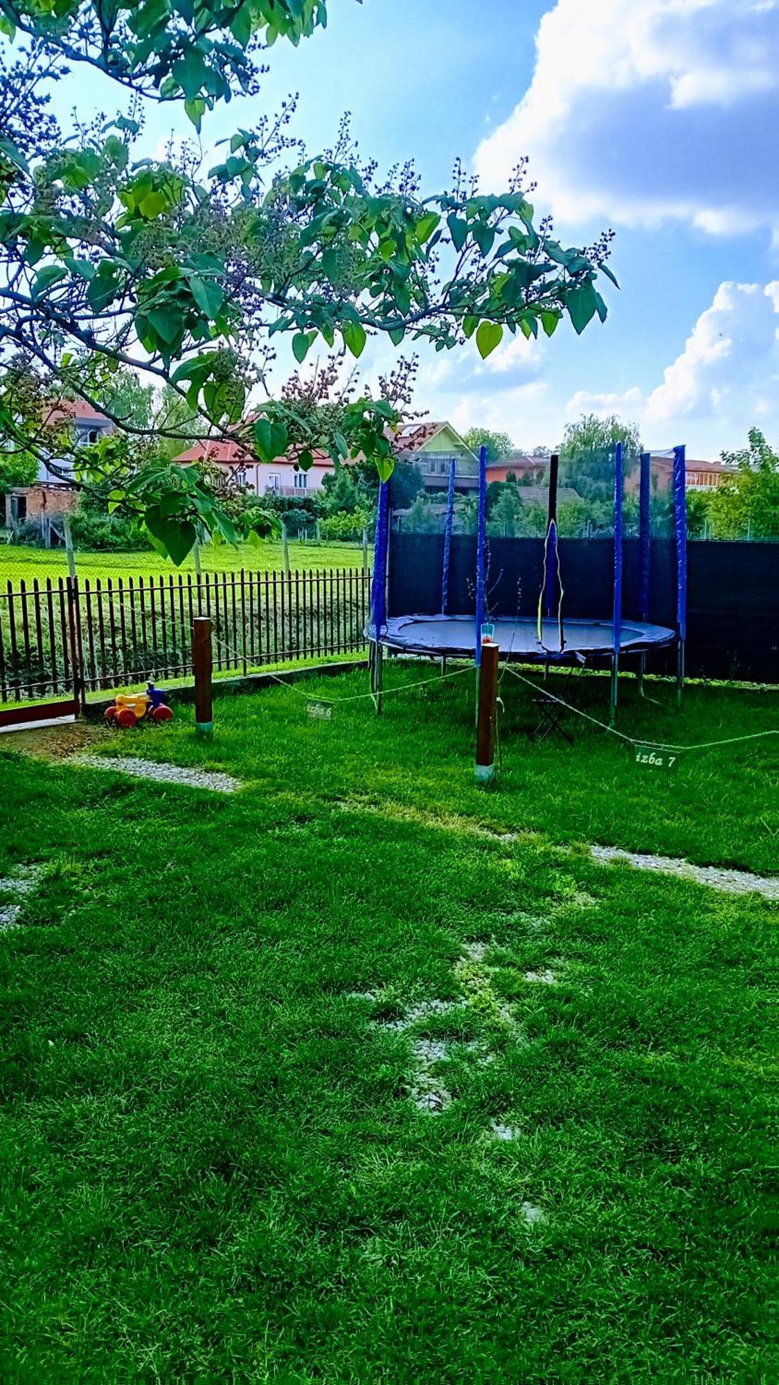 Penzión Vilka Podhájčanka Podhájska Exteriör bild